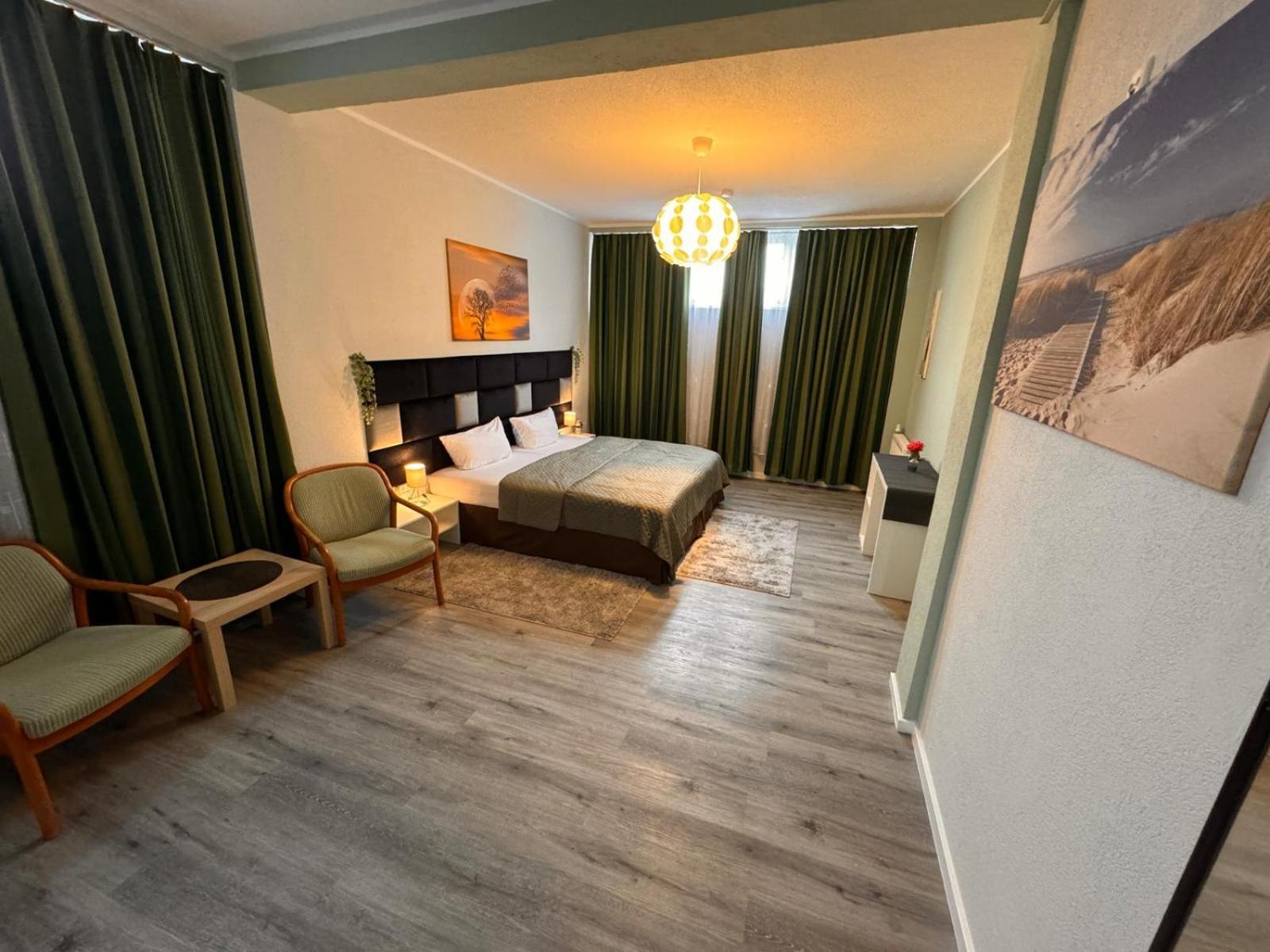F-F Haus Monteuren Unterkunft Neuhausen auf den Fildern Zewnętrze zdjęcie